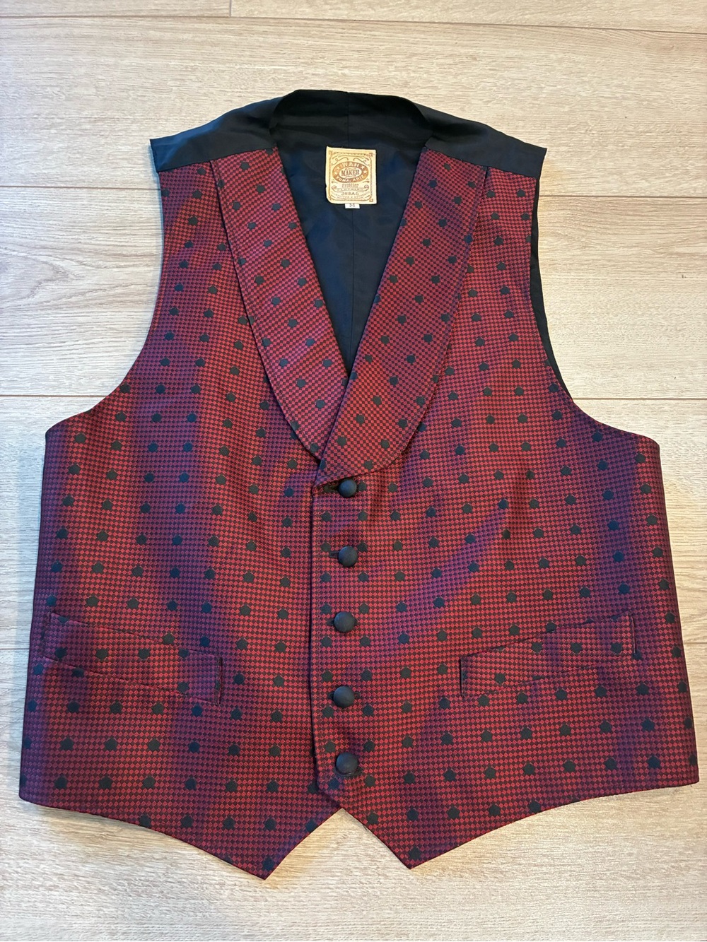Vintage Wah Maker Men’s Red Black Satin Weatern Vest Made in USA Size M